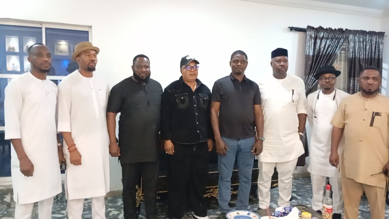 Edo LG Poll: APC Heavyweights Storm Iviukwe as Edo APC State Chairman Jarrett Tenebe Pays Courtesy Visit to Sunny Ekpeson