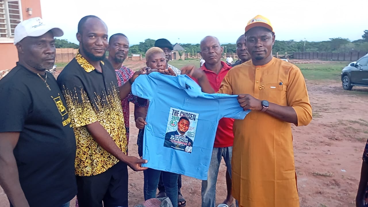 "Rocks of Iviukwe Rally Behind 'Their Son' as Diaspora Group Presents Campaign Materials to Sunny Ekpeson Ahead of Edo LG Polls"