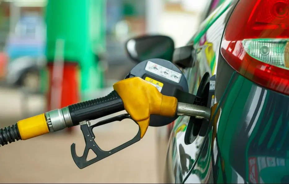 Dangote: Nigerians May Begin Buying Fuel, Diesel In US Dollars – Marketers