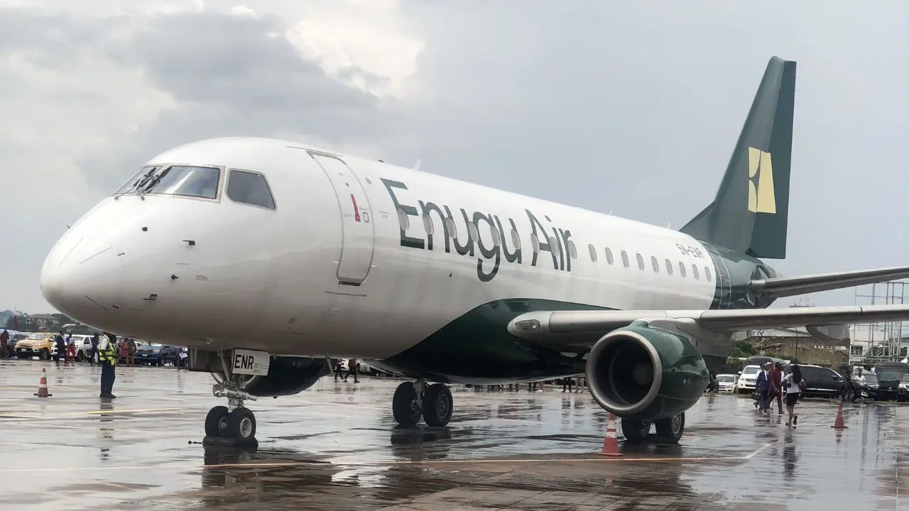 Enugu Air Flight Crash Lands At Benin Airport [Video]