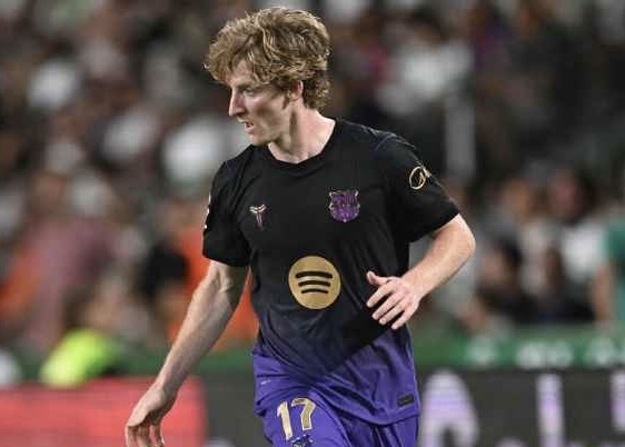 Barcelona Pick Gordon Over Rashford As Deco Reveals Why
